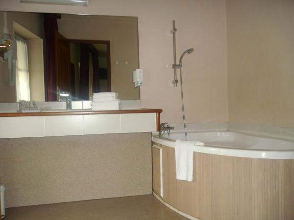 The Originals Boutique, Hôtel Clos Sainte Marie, Nevers : photo 7 de la chambre chambre double confort