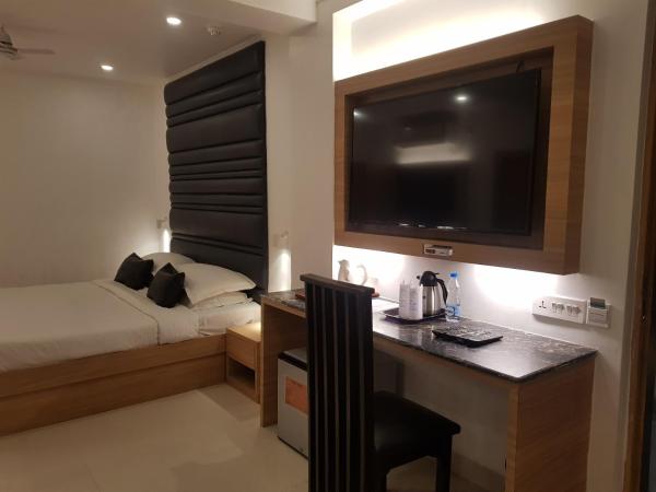 Roland Hotel : photo 9 de la chambre suite