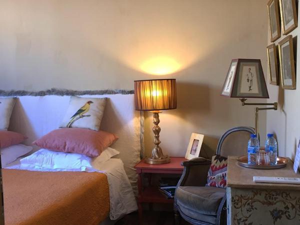 La Maison Rousseau Chambre d'hôtes : photo 2 de la chambre chambre double avec salle de bains privative