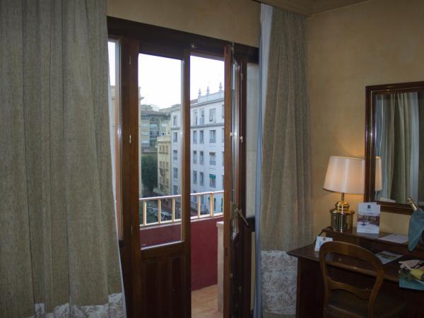 Princesa Ana : photo 4 de la chambre chambre double ou lits jumeaux avec balcon