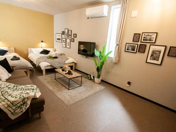 UCHI Living Stay ekolu : photo 5 de la chambre family room with shower room 1