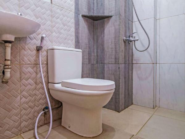 RedDoorz near Cilandak Town Square : photo 4 de la chambre chambre double reddoorz