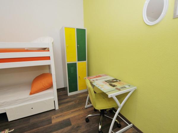 Oasis hostel : photo 3 de la chambre lit superposé dans dortoir mixte