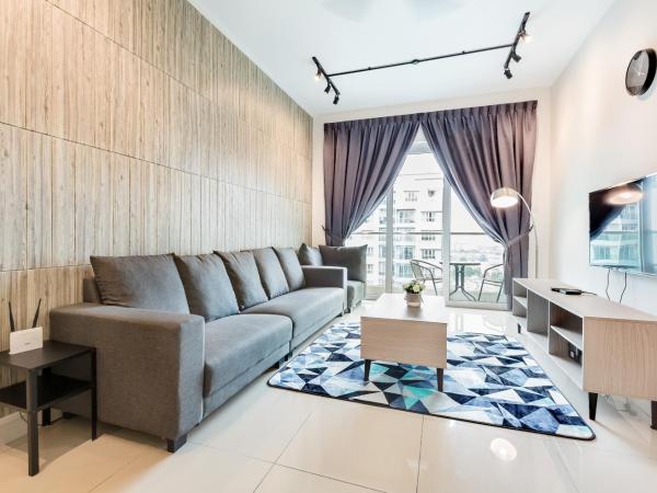 Seasons Luxury Apartment By Jk Home : photo 7 de la chambre appartement 3 chambres