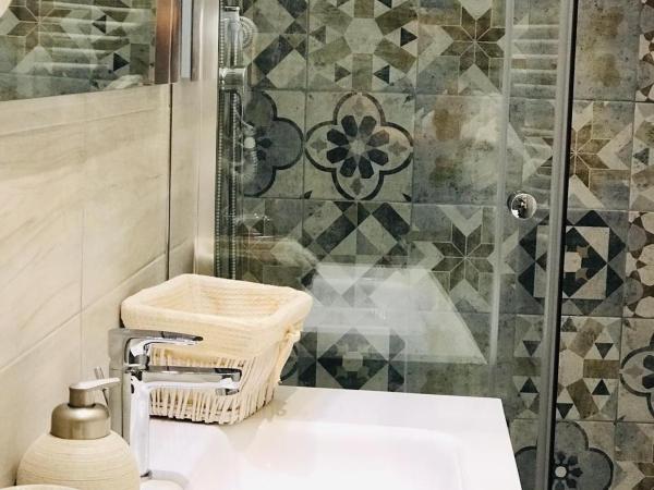 B&B Opera dei Pupi : photo 2 de la chambre chambre double deluxe avec douche