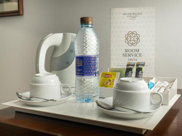 Sousse Palace Hotel & Spa : photo 3 de la chambre chambre simple avec balcon - vue sur ville