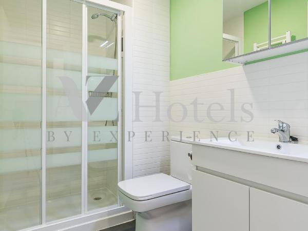 AYZ Villegas - Auto check-in property : photo 7 de la chambre chambre double avec salle de bains privative