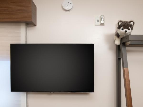 Staypineapple, Hotel Z, Gaslamp San Diego : photo 3 de la chambre chambre z lit queen-size avec Équipements de communication