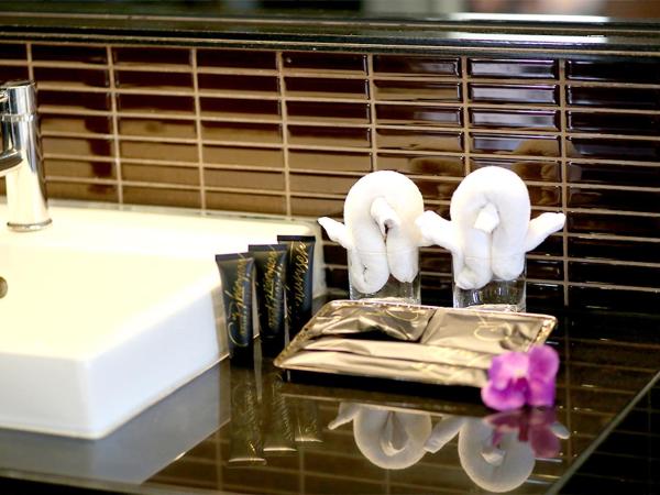 Furama Silom Hotel : photo 5 de la chambre chambre deluxe double ou lits jumeaux