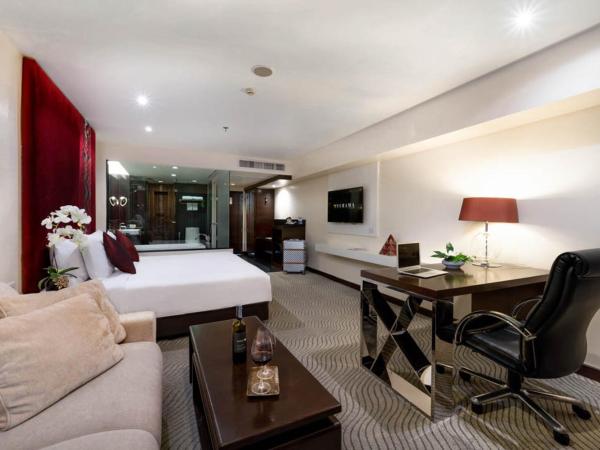 Furama Silom Hotel : photo 4 de la chambre chambre deluxe double ou lits jumeaux