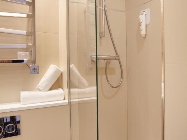 Hotel Apolonia Paris Mouffetard, Sure Hotel Collection by Best Western : photo 6 de la chambre chambre lit queen-size confort