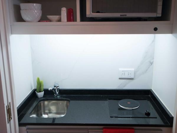 Ramada by Wyndham Buenos Aires Centro : photo 6 de la chambre chambre double/lit king-size - non-fumeurs