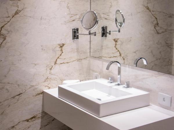 Nomaa Hotel : photo 4 de la chambre chambre lits jumeaux pour personnes à mobilité réduite