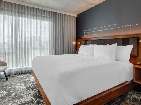 Cambria Hotels Boston Downtown - Seaport : photo 10 de la chambre chambre lit king-size - non-fumeurs