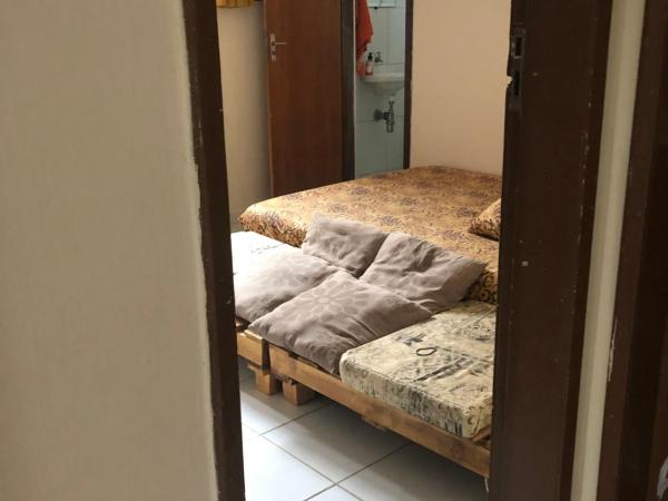 Hostel Das Canárias : photo 7 de la chambre chambre simple avec salle de bains privative