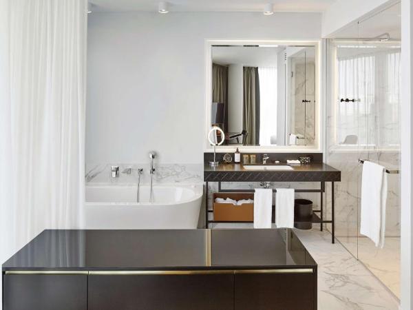 Andaz Vienna Am Belvedere - a concept by Hyatt : photo 3 de la chambre chambre lit king-size deluxe