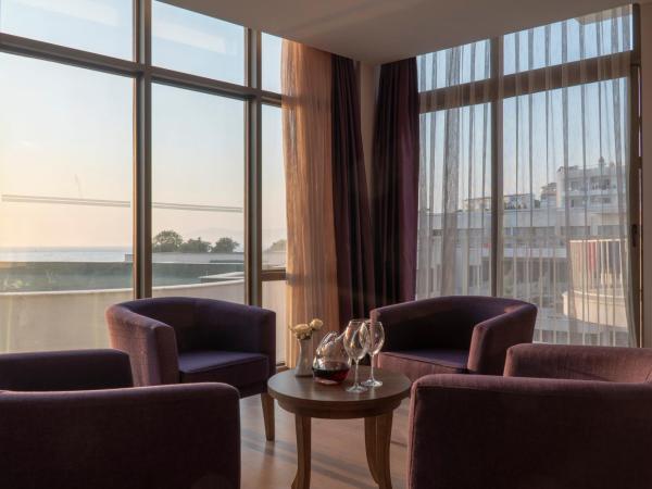 Ladies Beach Suite Hotel : photo 5 de la chambre appartement 3 chambres