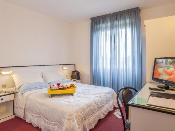 Hotel Quadrifoglio : photo 3 de la chambre chambre double