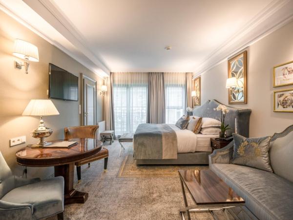 Bachleda Luxury Hotel Krakow MGallery Hotel Collection : photo 5 de la chambre suite junior lit king-size