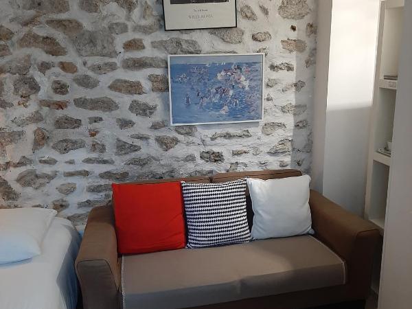 Villa des iris : photo 9 de la chambre chambre double ou lits jumeaux (rez-de-chaussée)