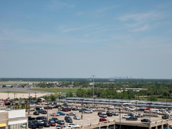 Hyatt Regency Orlando International Airport Hotel : photo 7 de la chambre chambre lit king-size