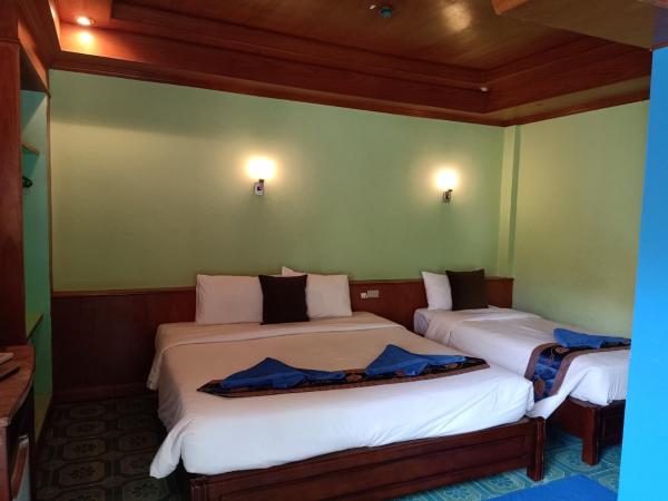 Blue Andaman Lanta Resort : photo 2 de la chambre chambre triple