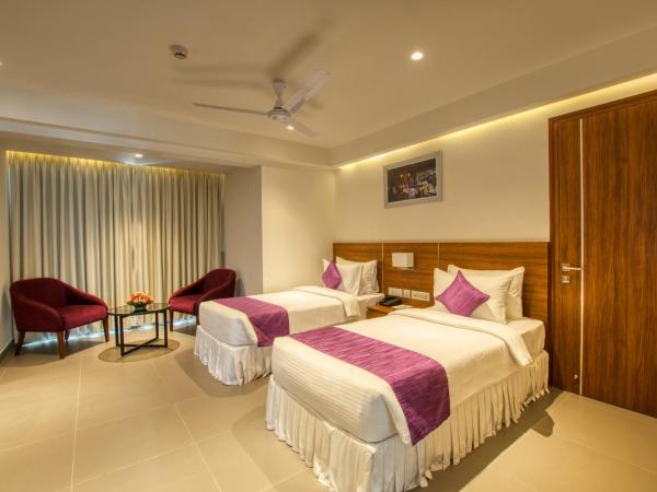 Lilac Hotel, 5th Block : photo 3 de la chambre chambre première lits jumeaux