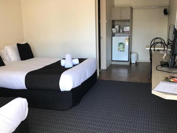 Bay Motel Hotel : photo 3 de la chambre chambre lit queen-size deluxe