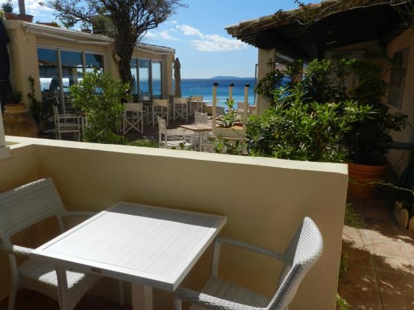 Grand Hotel Moriaz : photo 2 de la chambre chambre double en rez-de-chaussée avec vue sur la mer