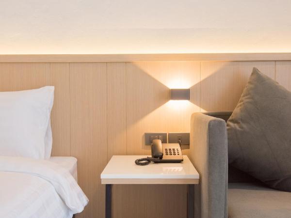 Madison Bangkok Hotel : photo 7 de la chambre chambre lit king-size deluxe