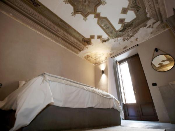 Casa Nostra Luxury Suites & Spa : photo 1 de la chambre chambre double deluxe avec balcon