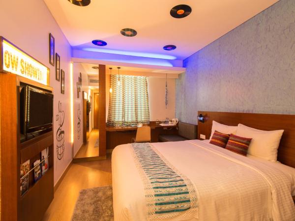 ibis New Delhi Aerocity - An Accor Brand : photo 5 de la chambre chambre supérieure - 1 lit double et 1 sofa