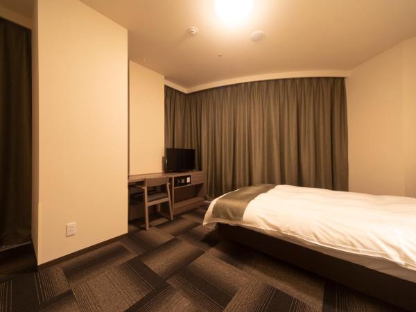 Dormy Inn Korakuen : photo 3 de la chambre offre spéciale - chambre double avec petit lit double - ménage quotidien non assuré