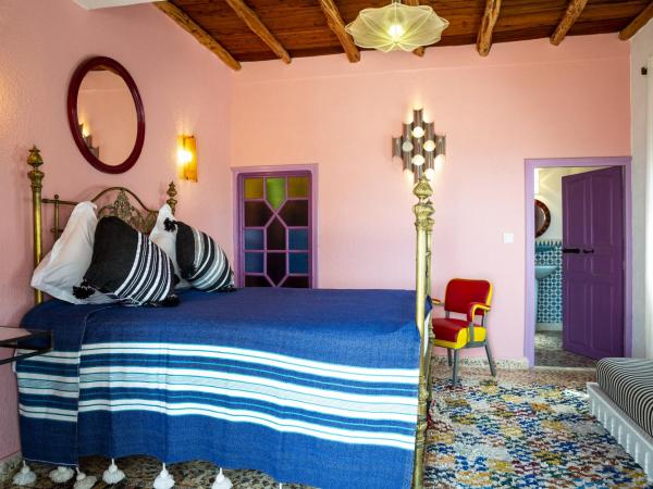 Riad Tamayourt Ocean View & piscine chauffée à 30 : photo 1 de la chambre chambre double - vue sur mer