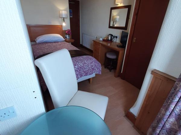 Cherry Blossom Inn : photo 2 de la chambre chambre simple