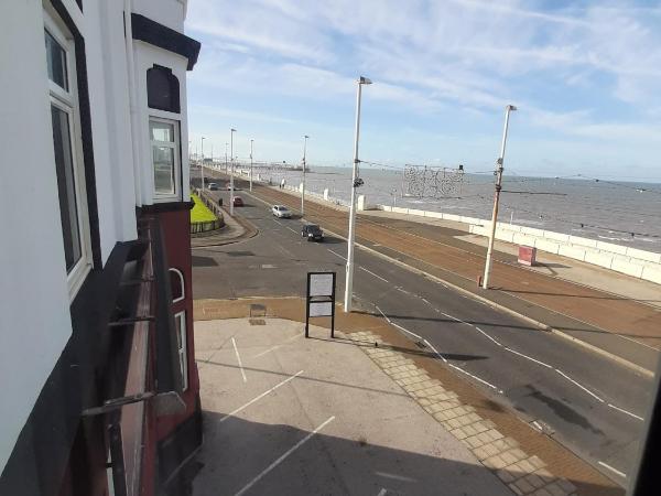 Cherry Blossom Inn : photo 3 de la chambre chambre simple