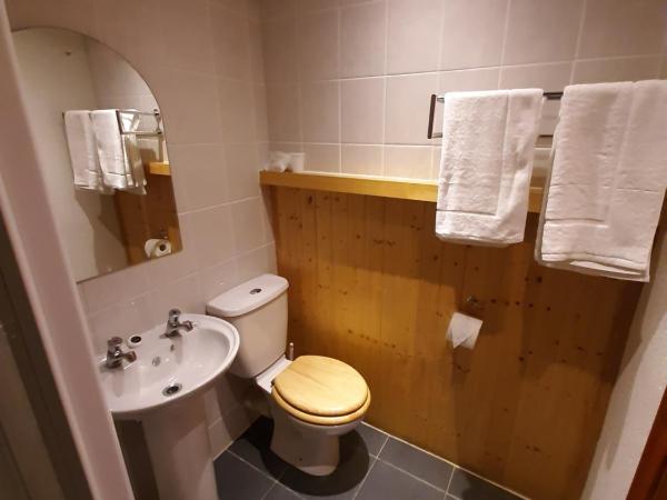 Cherry Blossom Inn : photo 4 de la chambre chambre lits jumeaux