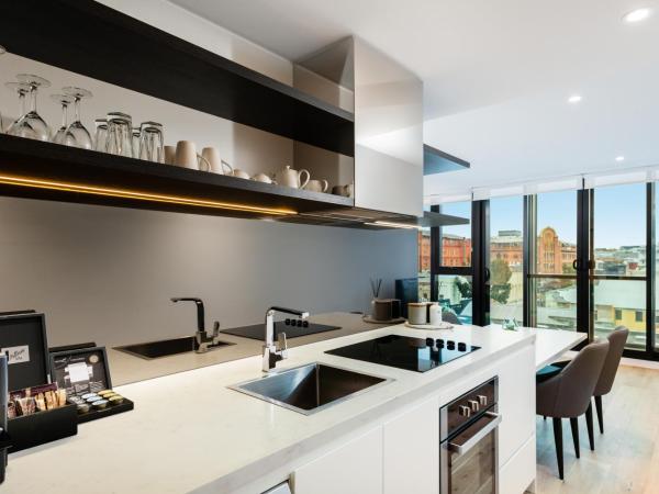 FV by Peppers : photo 3 de la chambre appartement 2 chambres deluxe - numéro 1 - service de ménage hebdomadaire