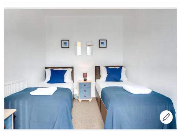 Your Nottingham Vacation, Business Apart, Parking : photo 2 de la chambre maison 4 chambres