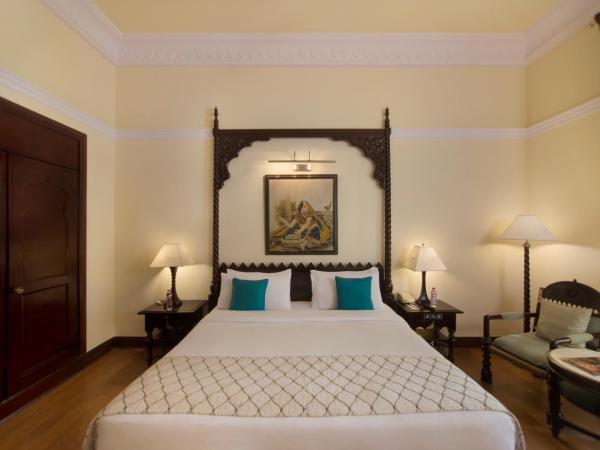 Taj Hari Mahal Jodhpur : photo 1 de la chambre deluxe room pool view king  bed