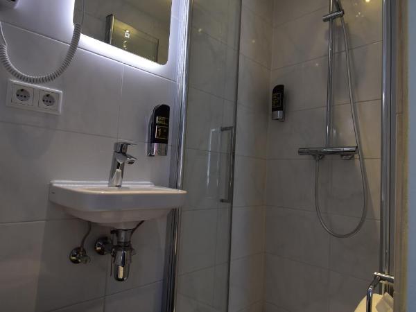 Hotel Hermitage Amsterdam : photo 2 de la chambre petite chambre double