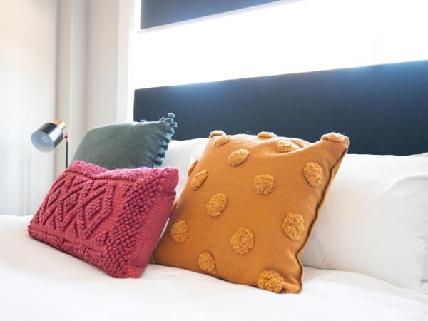 Horse and Jockey Hotel Homebush : photo 2 de la chambre chambre familiale avec salle de bains commune