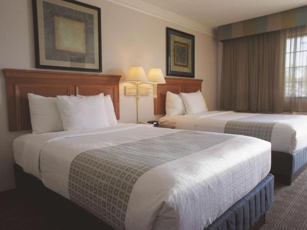 La Quinta Inn by Wyndham Albuquerque Airport : photo 4 de la chambre chambre double avec 2 lits doubles