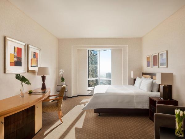 Shangri-La Apartments : photo 1 de la chambre studio