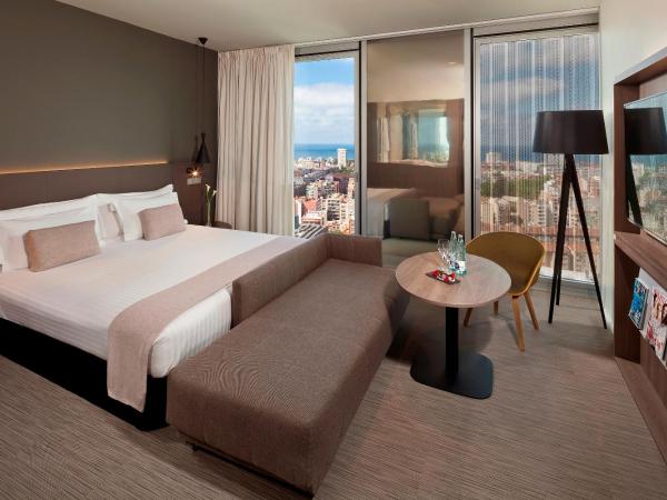 Melia Barcelona Sky 4* Sup : photo 1 de la chambre chambre familiale the level - vue sur mer