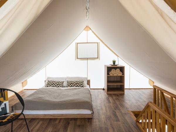 Falkensteiner Premium Mobile Homes and Camping Zadar : photo 4 de la chambre tente premium