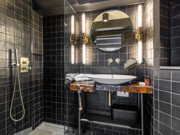 Boutique Hotel The Craftsmen : photo 4 de la chambre petite chambre simple - vue sur canal - le relieur