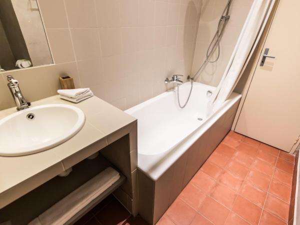 Bastide Saint Jérôme : photo 7 de la chambre appartement - vue sur jardin