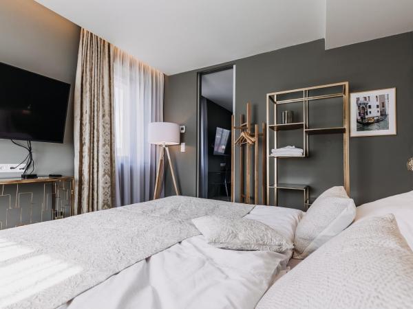 VILLA BRICOLA - Boutique Apartments : photo 4 de la chambre appartement supérieur