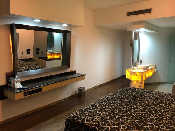 Hotel Pasadena CDMX : photo 1 de la chambre chambre lit king-size deluxe